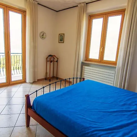 Holiday home Mimosa